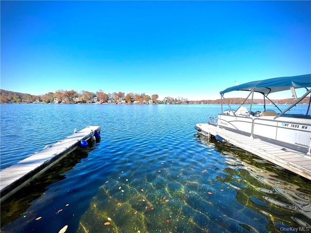 174 East Lake Boulevard - Photo 1