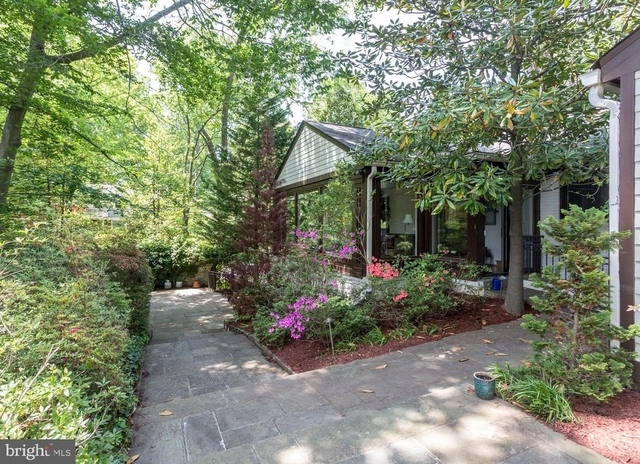 5628 Knollwood Road - Photo 1