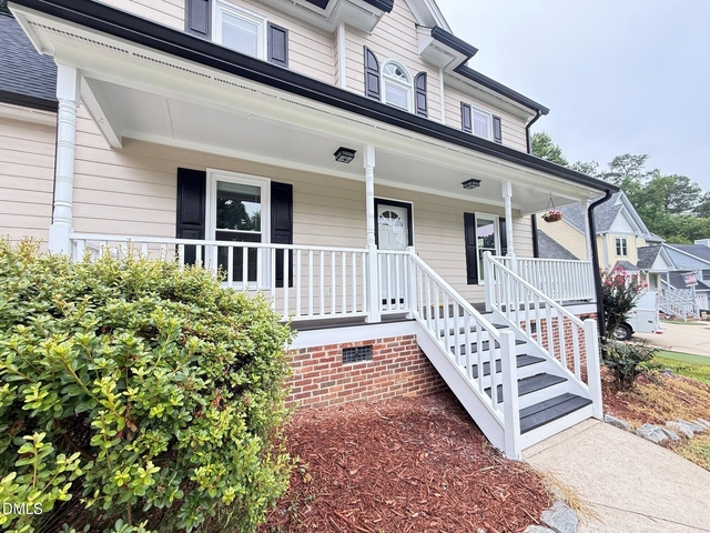401 Holly Berry Lane - Photo 1