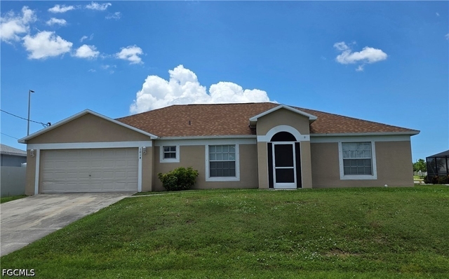 1014 Nw 31st Place - Photo 1