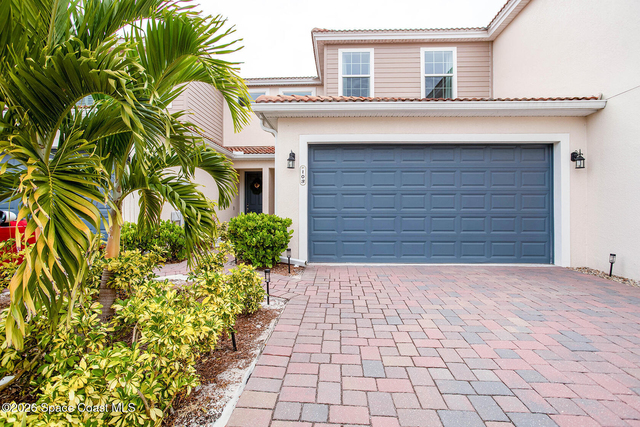 1800 Noel Place - Photo 1