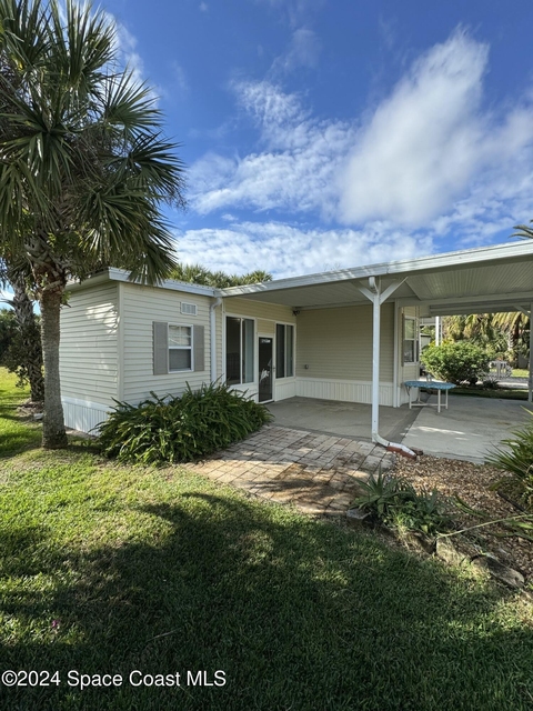 113 Sunset Drive - Photo 1