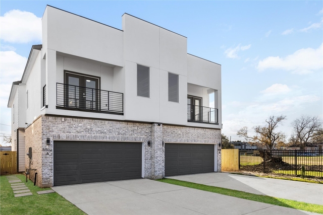 5502 Pershing Street Unit A - Photo 1