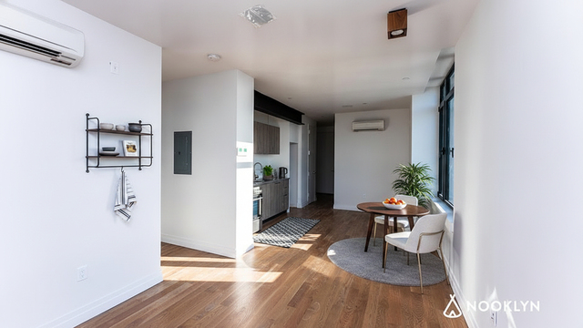 260 Knickerbocker Avenue - Photo 1