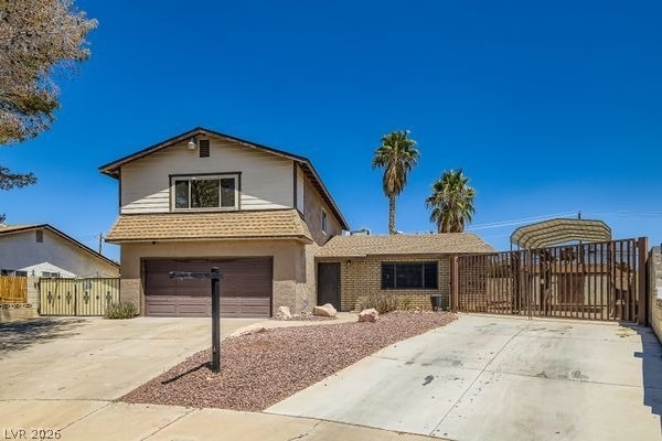 733 Strawberry Place - Photo 1