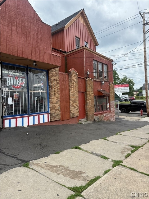 1702 E Fayette Street - Photo 1