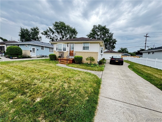 13 Satinwood Drive - Photo 1
