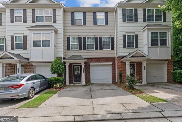 6720 Stoneleigh Way - Photo 1