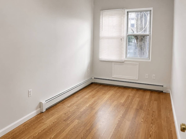 482 Kosciuszko Street - Photo 1