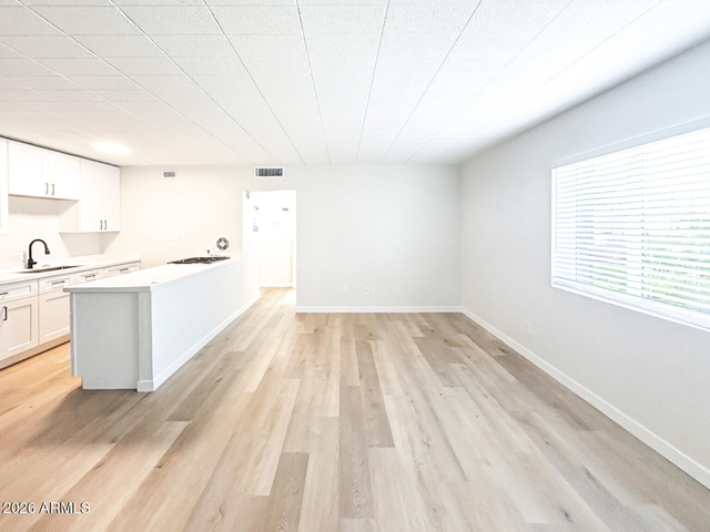 25 E Eva Street - Photo 1