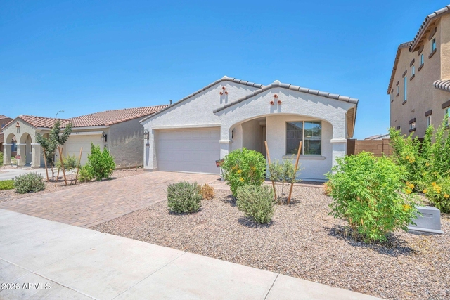 8830 W Pasadena Avenue - Photo 1