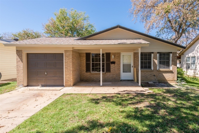 4024 Frazier Avenue - Photo 1