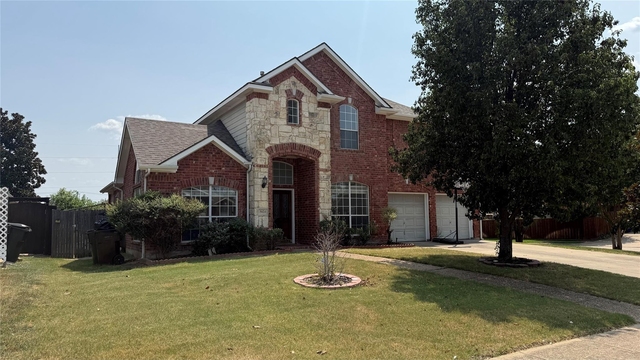5624 Seneca Drive - Photo 1