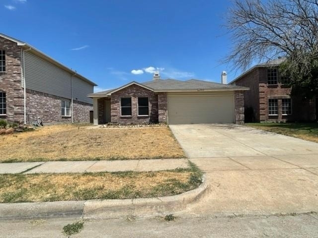 5413 Emmeryville Lane - Photo 1