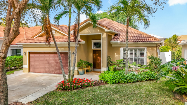 1143 Canoe Point - Photo 1