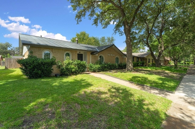 4222 Foliage Drive - Photo 1