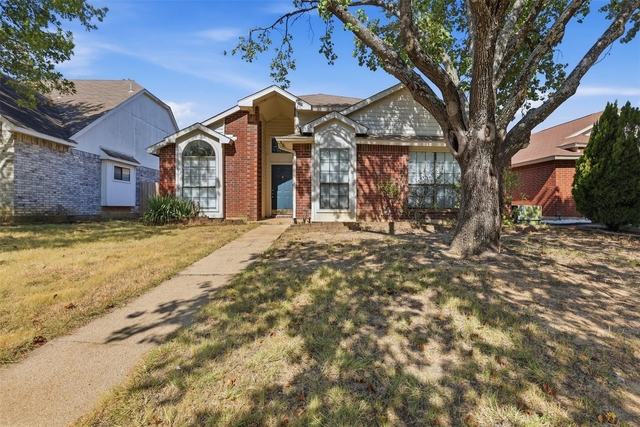 508 Sims Drive - Photo 1