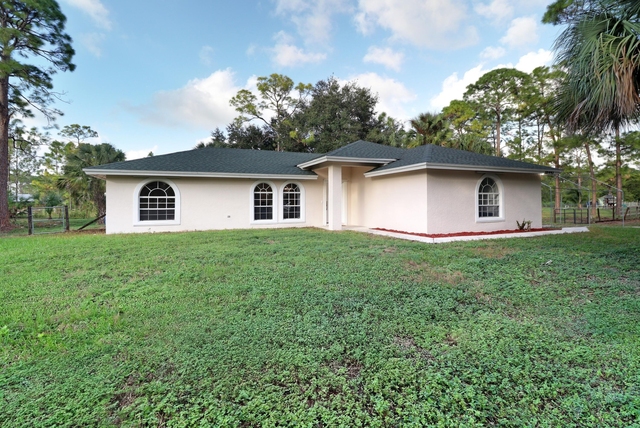 16441 87th Lane N - Photo 1