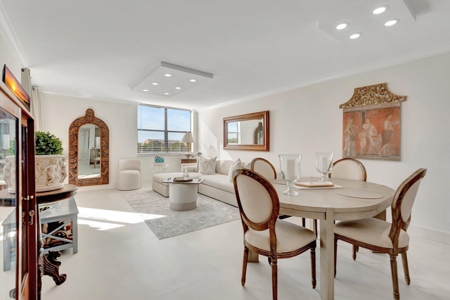 600 Egret Circle - Photo 1