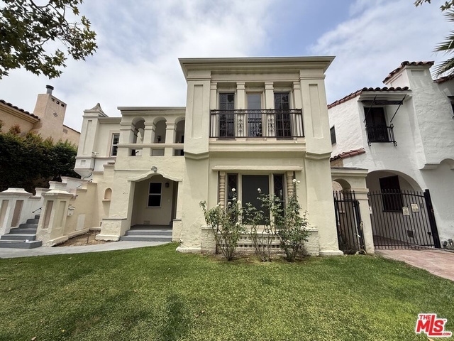 211 S Arnaz Drive - Photo 1