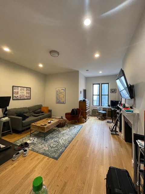 67 West 89th Street  - Photo 1