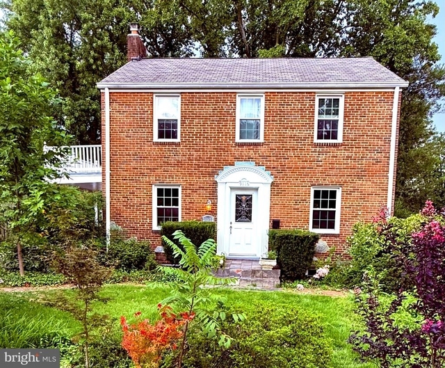 9116 Flower Avenue - Photo 1
