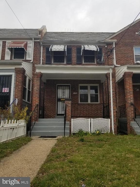 120 36th Street Ne - Photo 1