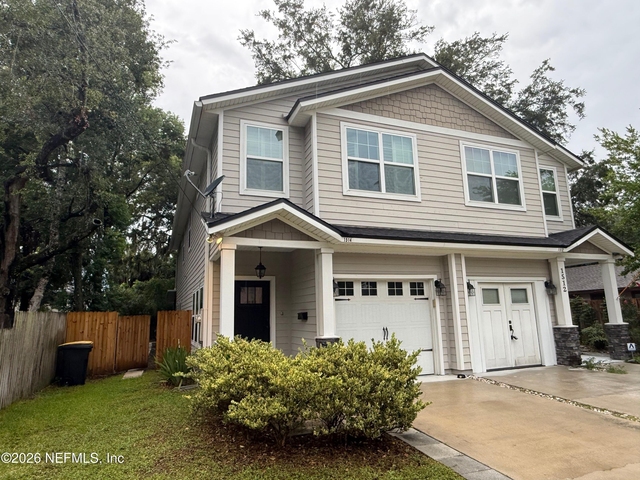 1514 Flagler Avenue - Photo 1