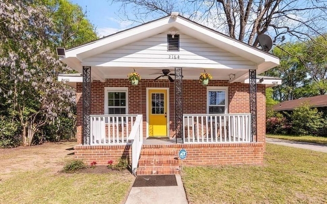 2164 Monroe Avenue - Photo 1