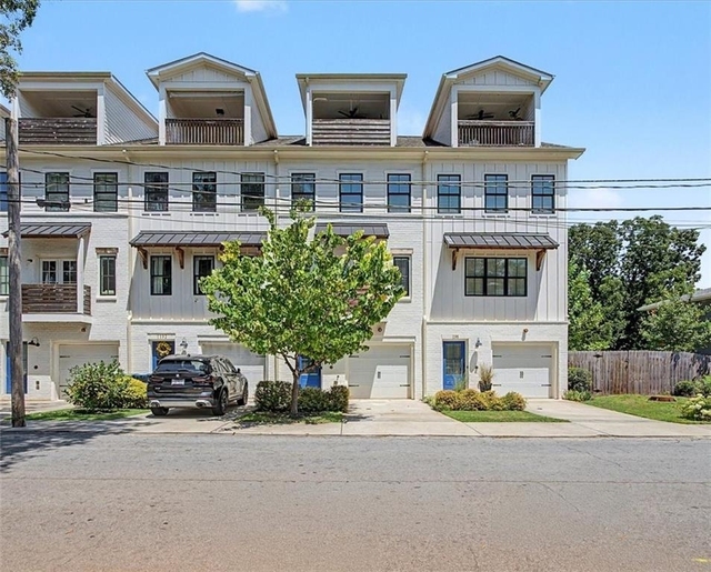 1196 Wylie Street Se - Photo 1