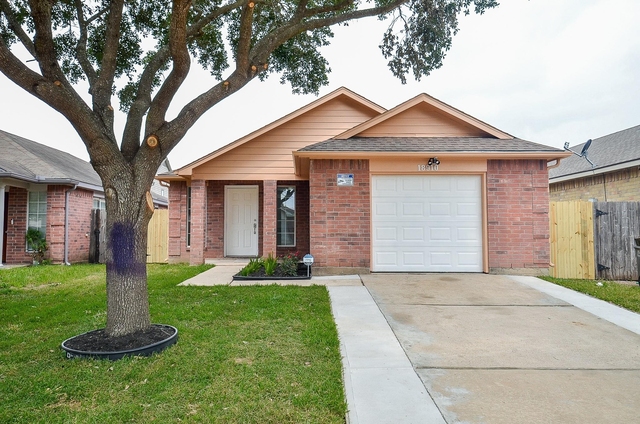 18910 Reynolds Park Drive - Photo 1