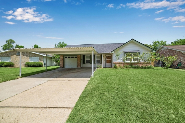 7050 Cole Creek Drive - Photo 1