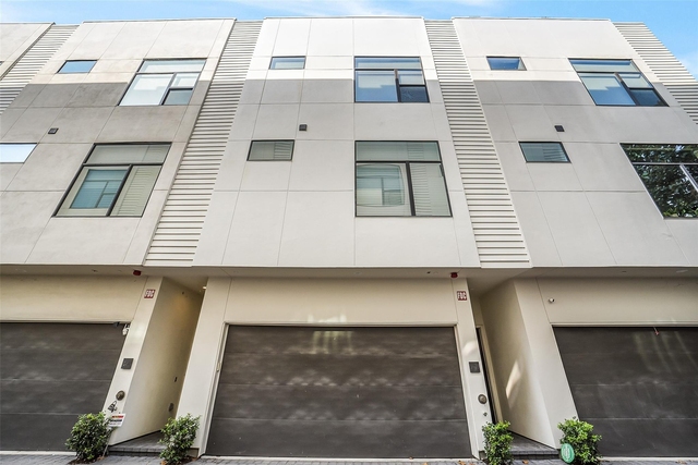 1004 California Street - Photo 1