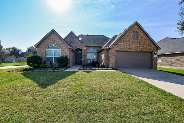 1816 Oak Lodge Drive - Photo 1
