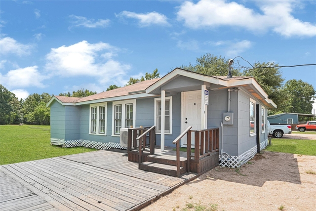 4568 Dunnam Road - Photo 1