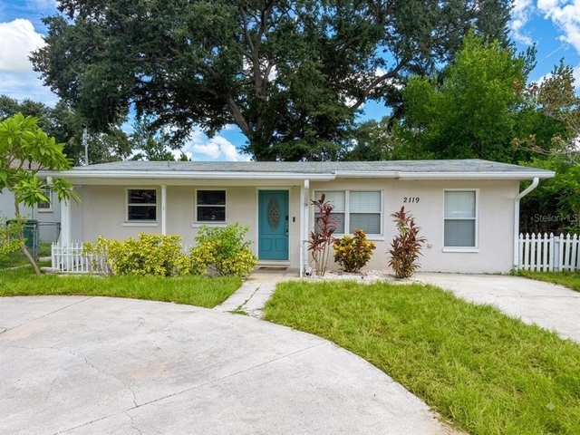 2119 W Henry Avenue - Photo 1