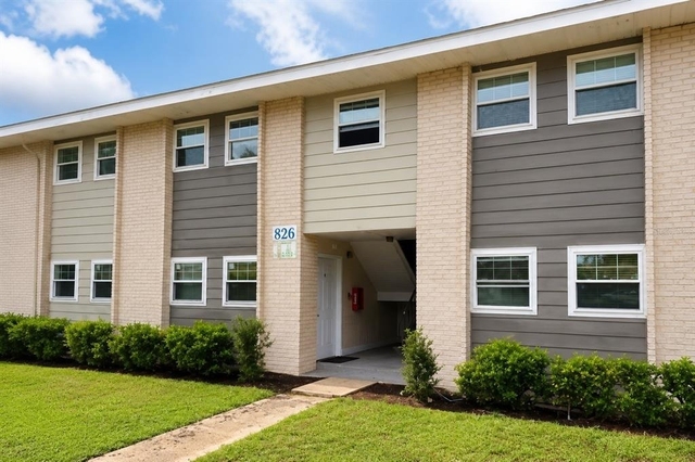 828 Sky Lake Circle - Photo 1