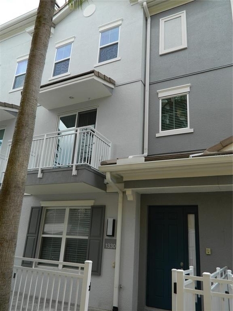 1330 Bolton Place - Photo 1