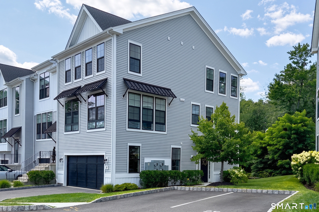 25 Brentwood Circle - Photo 1