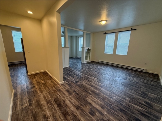 571 Kendall Ave - Photo 1