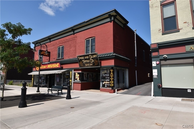152 Court Street - Photo 1