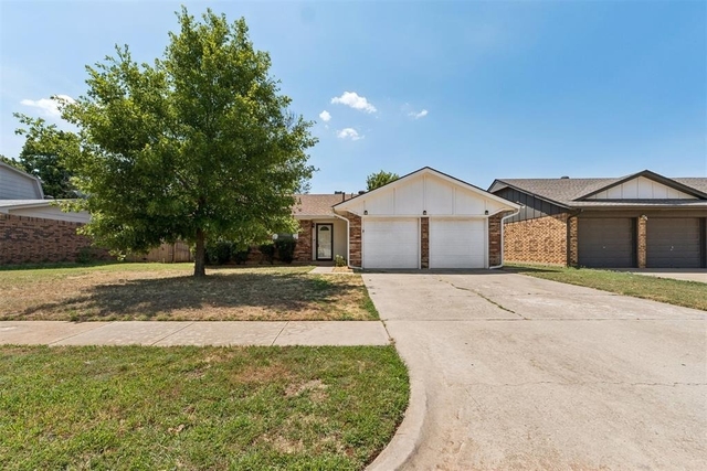 213 S Silver Drive - Photo 1