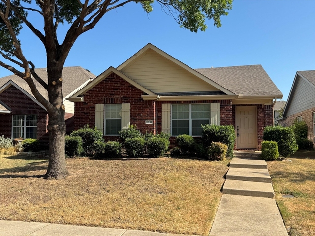 8831 Holliday Lane - Photo 1