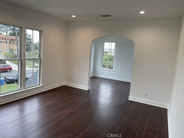 4467 Victoria Park - Photo 1