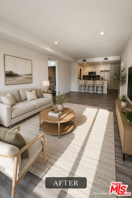 1101 S Harvard Boulevard - Photo 1