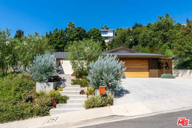 9258 Swallow Drive - Photo 1
