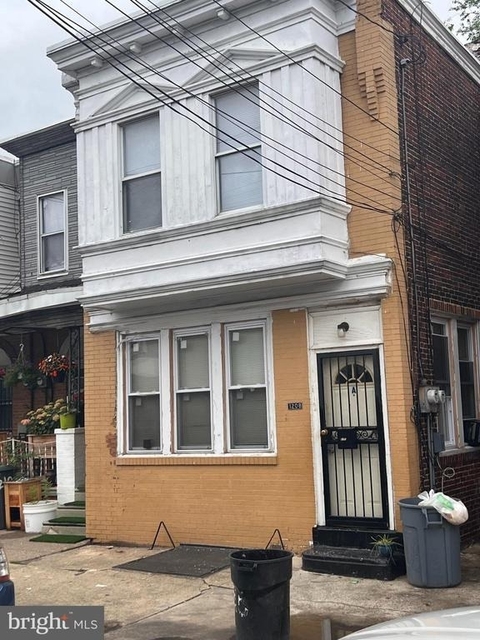 1208 Carl Miller Boulevard - Photo 1