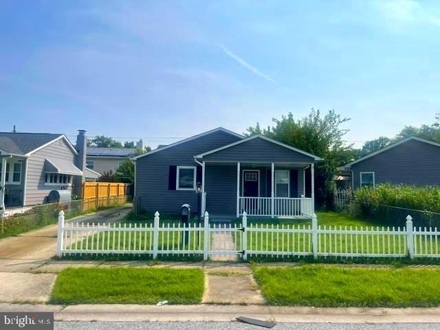 1202 Fuselage Avenue - Photo 1