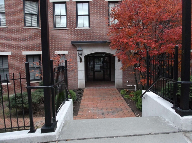 40 College - Photo 1