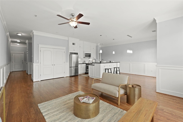 2802 Morrison Street - Photo 1
